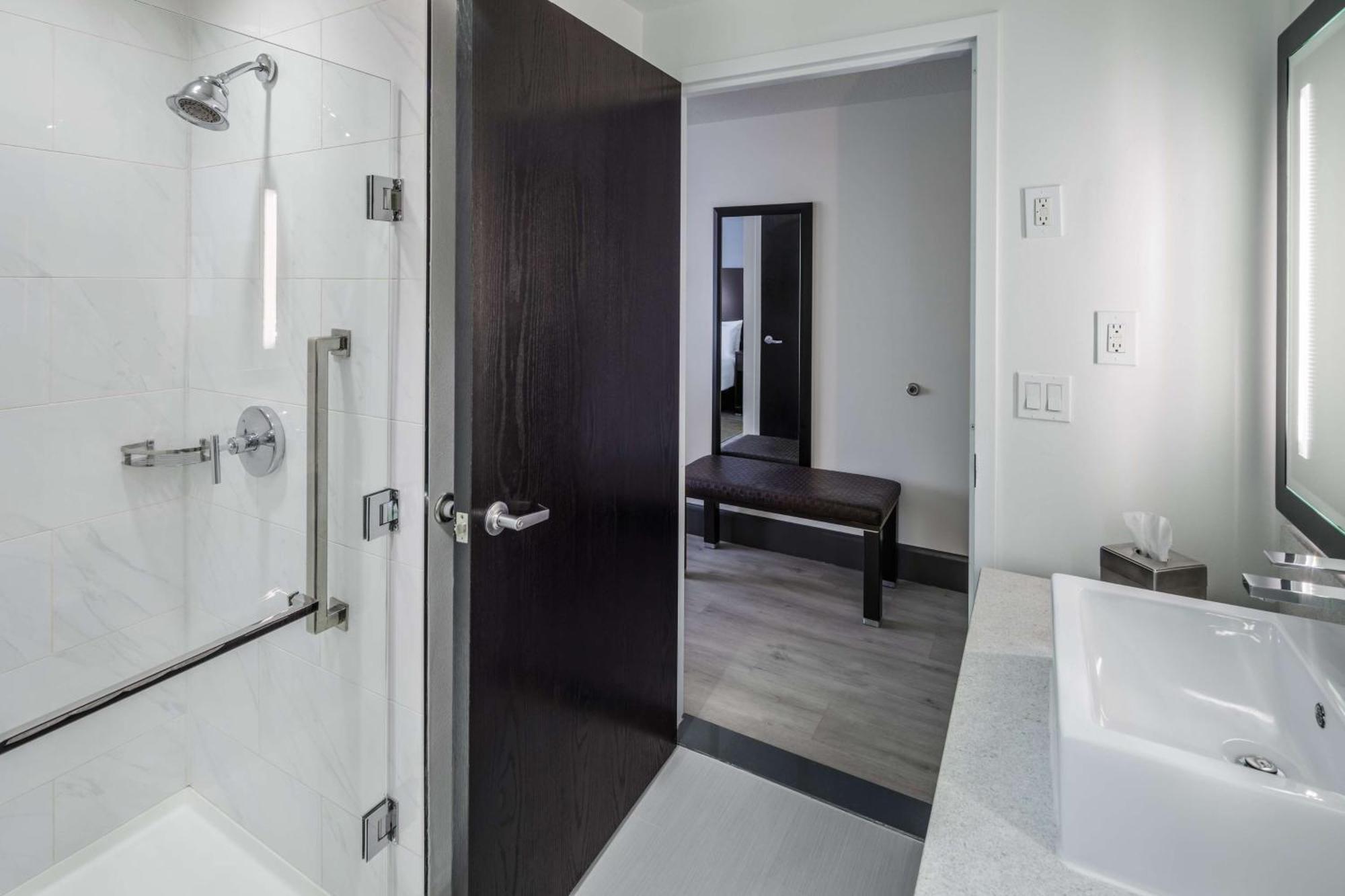 Doubletree By Hilton Sarasota Bradenton Airport Hotell Eksteriør bilde
